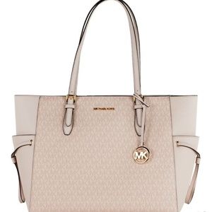 Michael Kors Tote with laptop pocket